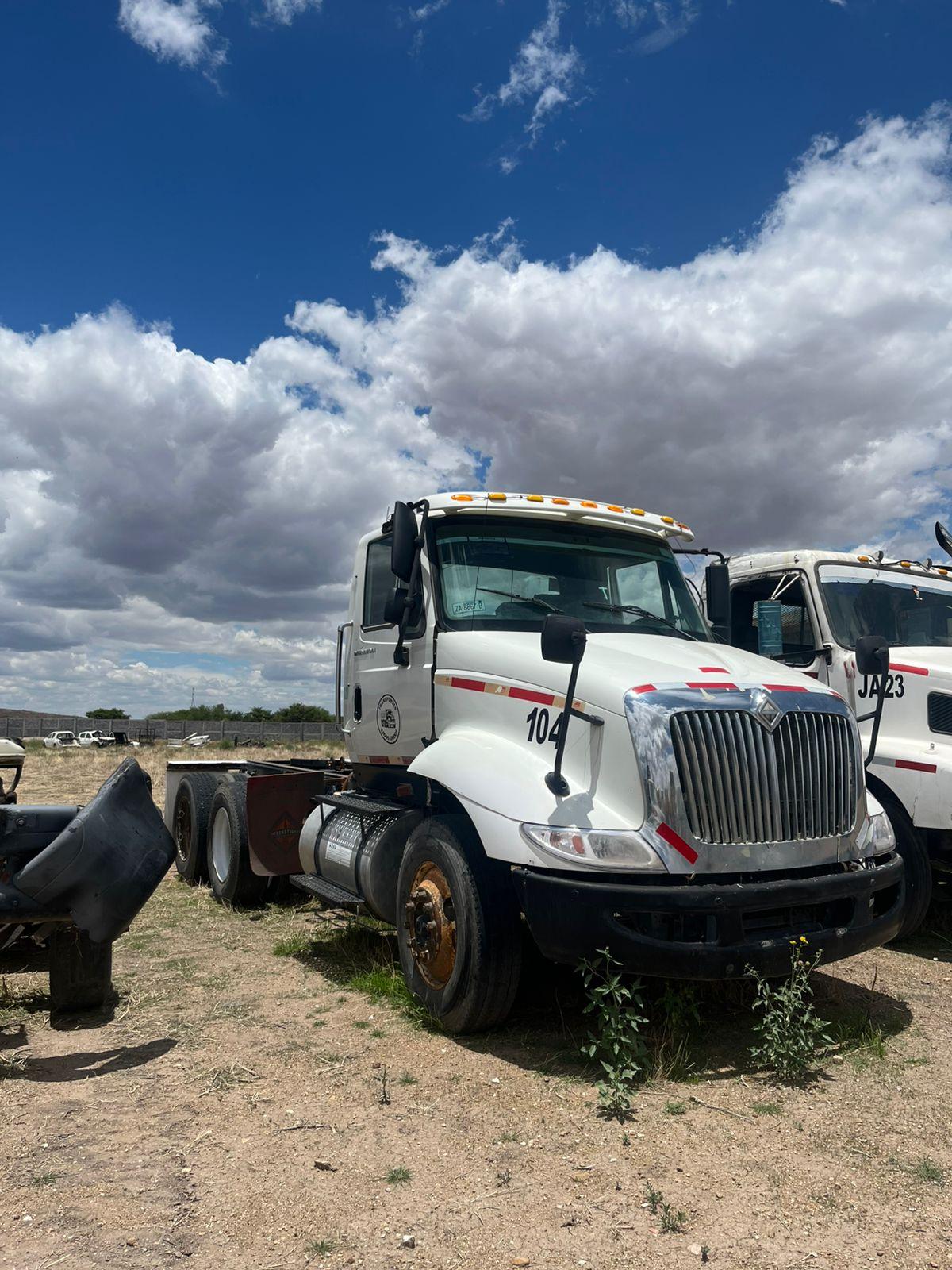INTERNATIONAL 8600