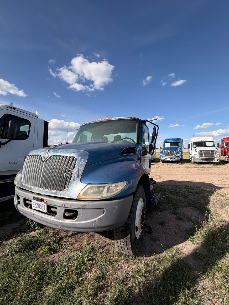 CORTE INTERNATIONAL NAVISTAR 