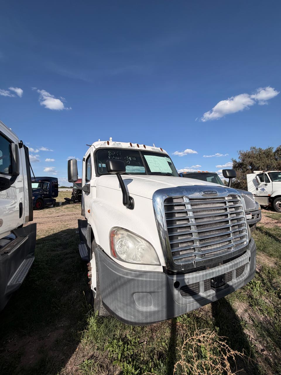 Corte 1 FREIGHTLINER CASCADIA 